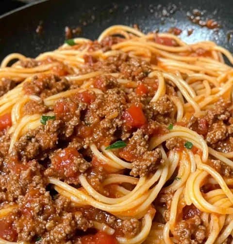 Best Spaghetti Meat Sauce Recipe Homemade Spaghetti Meat Sauce Tips Gluten-free Spaghetti Meat Sauce Easy Spaghetti Meat S...