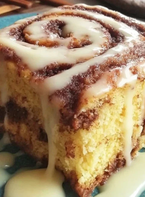 Cinnabon Cinnamon Roll Cake