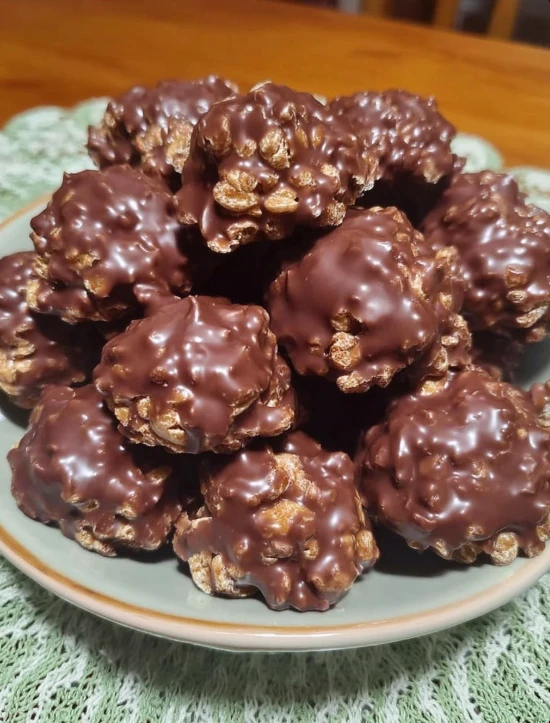 Easy Chocolate Rice Krispie Balls Recipe Quick Rice Krispie Treats Dessert 30-minute Chocolate Rice Balls No-bake Chocolat...