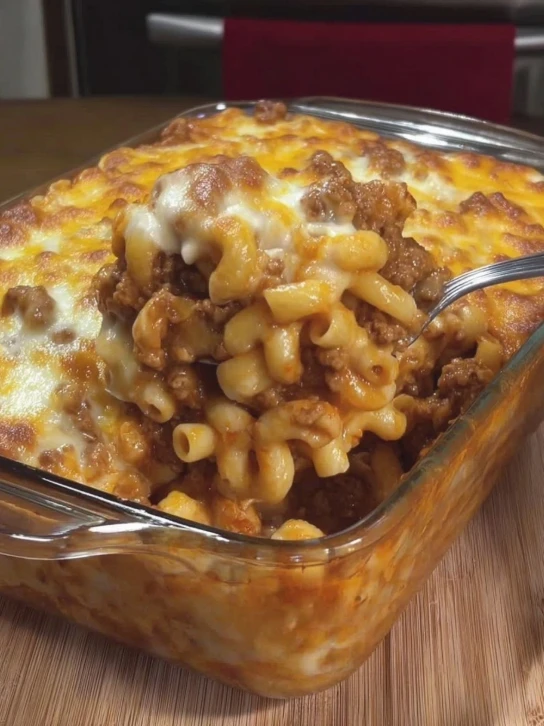 Easy Hamburger Casserole Recipe Ground Beef Pasta Cheese Casserole Quick Hamburger Casserole Dinner Idea Simple Ground Bee...
