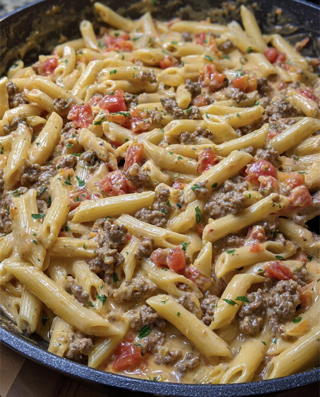 30-Minute Queso Taco Pasta: Quick & Delicious