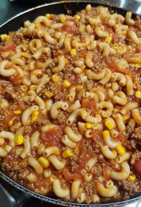 Slow Cooker Beef Goulash Recipe Easy Crockpot Goulash With Macaroni Best Beef And Tomato Sauce Goulash Homemade Slow Cooke...