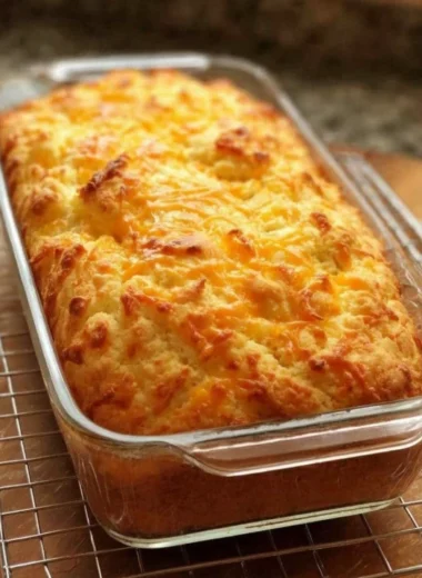Aunt Bettys Homestyle Cheddar Cheese Bread