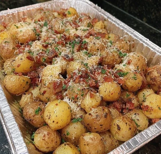 Garlic Parmesan Roasted Potatoes