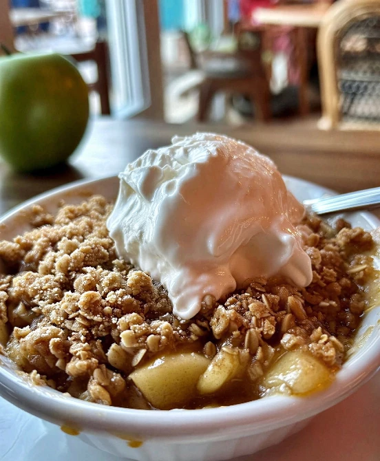 Grandmas Cozy Oldfashioned Apple Crisp