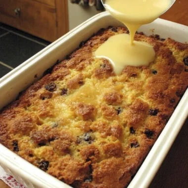 Grandmas Oldfashioned Bread Pudding Vanilla Sauce