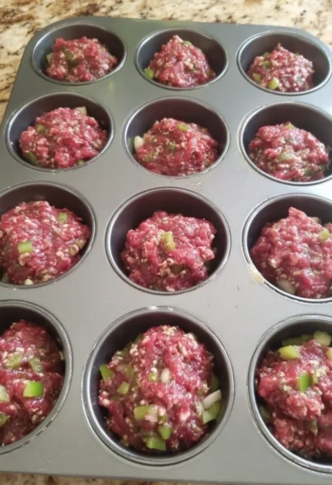 Midwest Country Mini Meatloaf Muffins Recipe Easy Mini Meatloaf Muffins Cooking Best Meatloaf Muffin Ideas Healthy Mini Me...