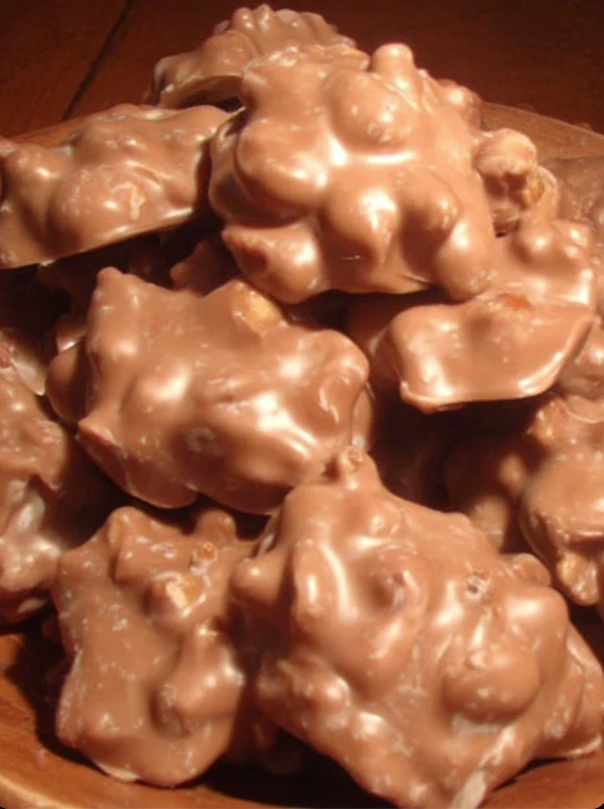 Old-fashioned Crock Pot Candy Recipe Church Supper Slow Cooker Sweets Easy Crock Pot Candy For Church Events Best Old-fash...