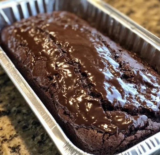 Oldfashioned Farmhouse Brownie Bread