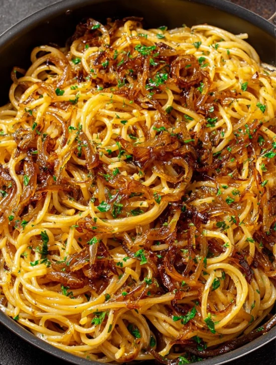 Slow Cooker Garlic Herb Linguine with Caramelized Onions
