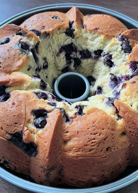 Sour Cream Blueberry Coffee Cake