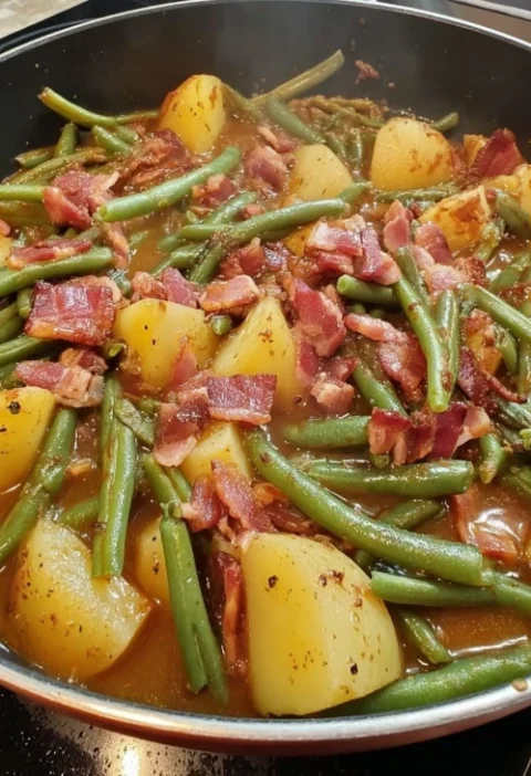 Southern Potluck Green Beans Recipe Easy Smothered Green Beans With Potatoes Best Southern Green Bean Potluck Ideas Low Ca...