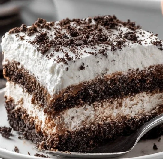 Festive Familyfavorite Oreo Lasagna