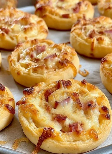 Baked Cheesy Ham Cheese Bites