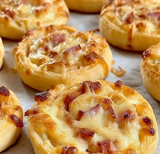 Baked Cheesy Ham Cheese Bites