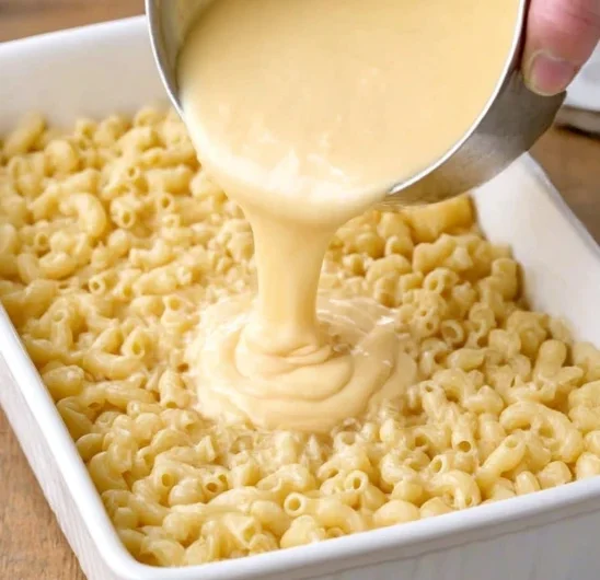 Ovenbaked Macaroni Cheese Silky Cheddargruyre Sauce