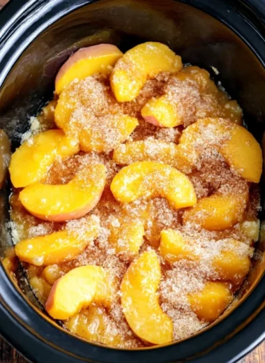 Slow Cooker 4ingredient Peach Dump Cake