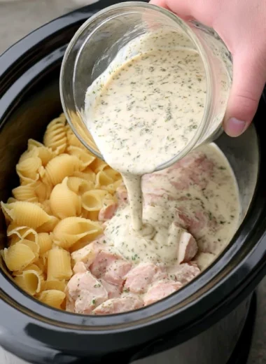 Slow Cooker Creamy Garlic Parmesan Chicken Shells