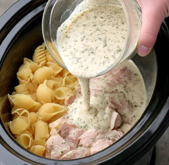 Slow Cooker Creamy Garlic Parmesan Chicken Shells